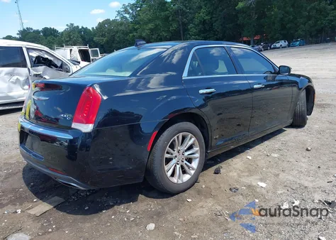 2015 Chrysler 300C z USA, uszkodzony, nr VIN 2C3CCAEG4FH842008
